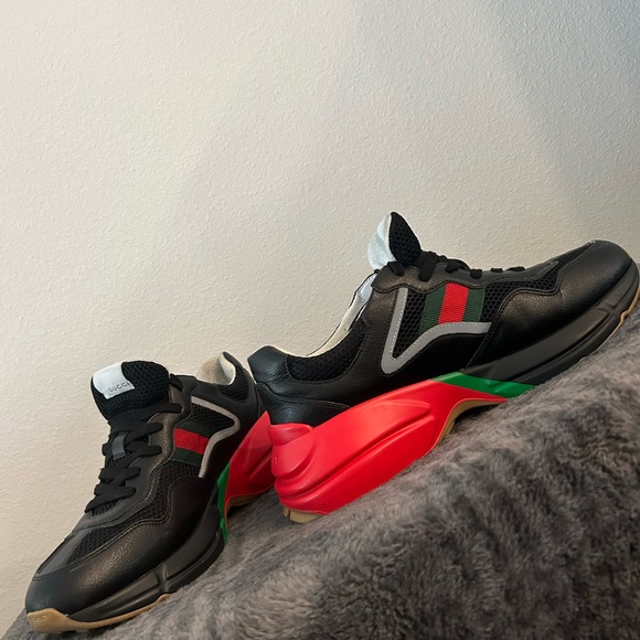 GUCCI - Picture 4 of 5